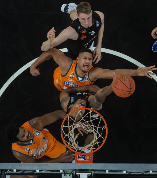 还是未能全 还是未能全