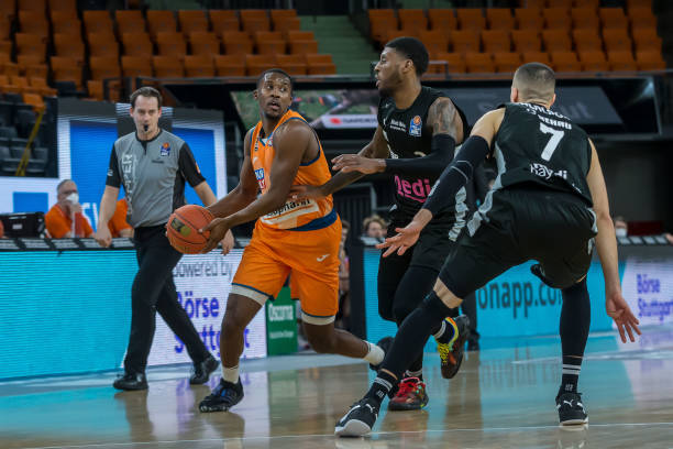 【NFL解读】华盛顿指挥官拥有NFL最年长阵容 绿湾包装工连续第三年最年轻